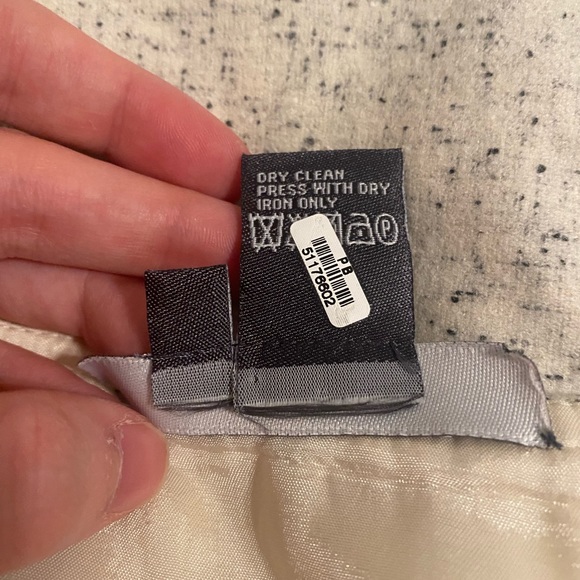 host pick! Per Se black and cream skirt - Picture 9 of 9